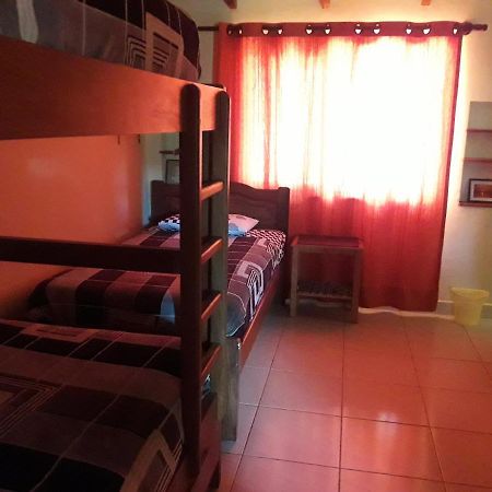 Hostel Serena Samaipata Buitenkant foto