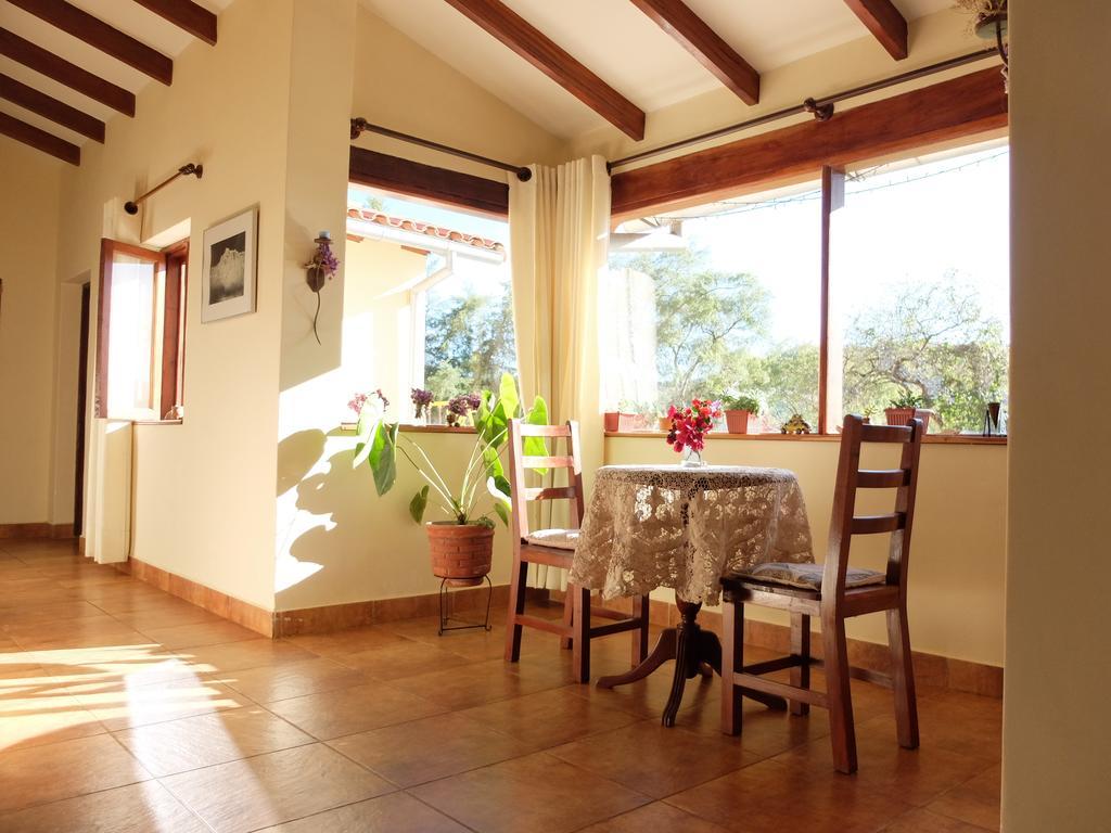 Hostel Serena Samaipata Buitenkant foto