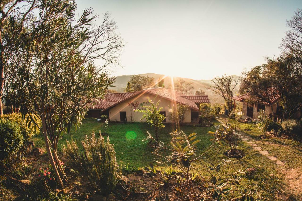 Hostel Serena Samaipata Buitenkant foto